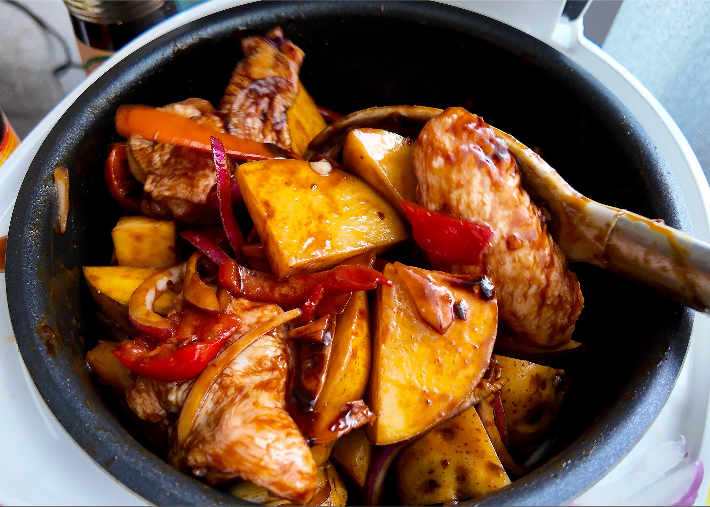 Rice Cooker Chicken Wings with Vegetables (No Stove Needed!) – CookingBomb
